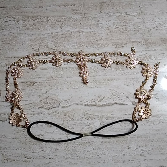 Beauty products - Picture 10 of 10